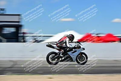 media/Mar-25-2024-Moto Forza (Mon) [[8d4319bd68]]/3-Intermediate Group/Session 4 (Front Straight Speed Pans)/